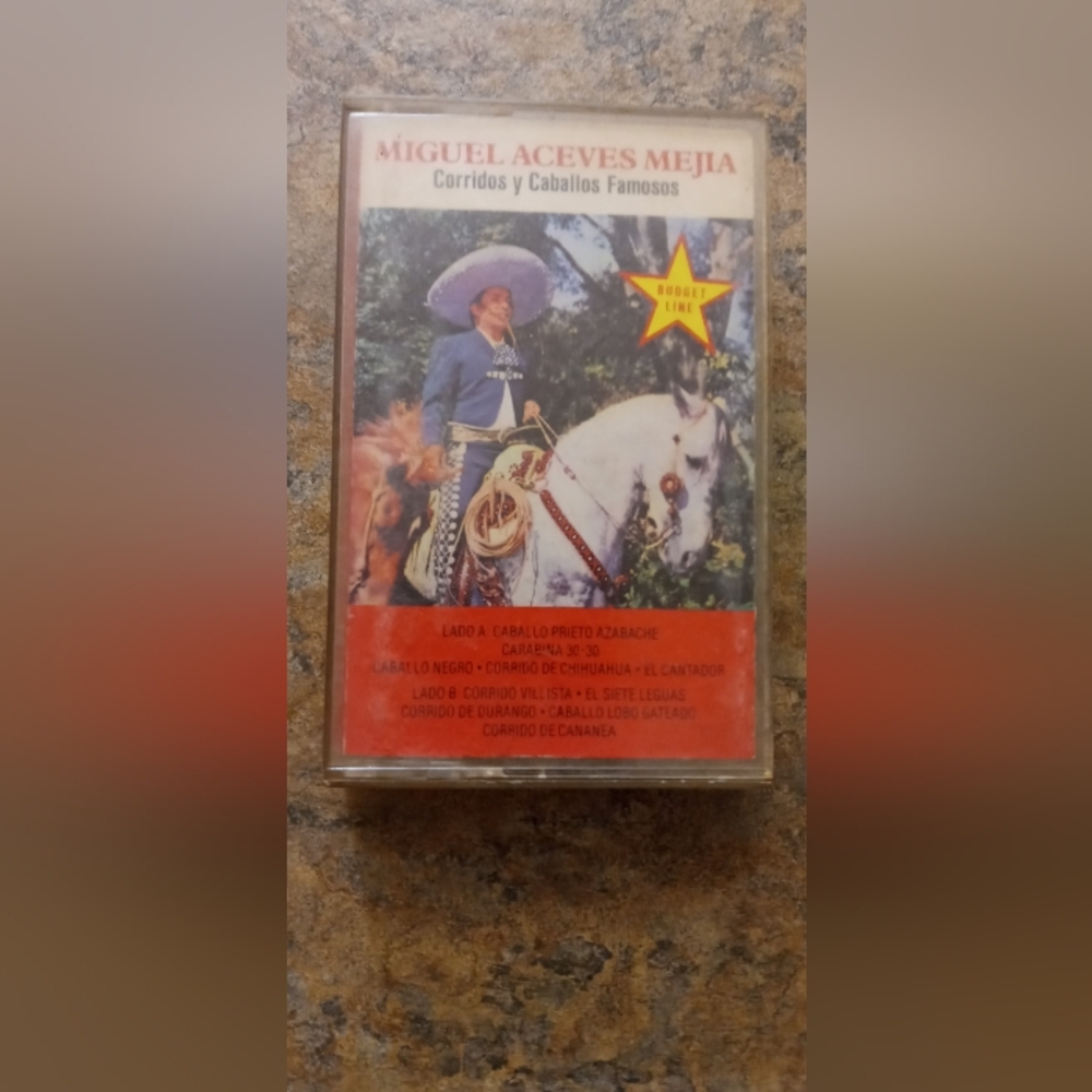 Miguel Aceves Mejia Corridos y Caballos Famosos Cassette - Red & White Cover